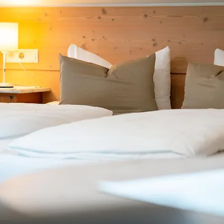 Schoesser-brandler 4* 메이른호픈