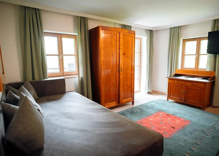 Konukevi Schoesser-brandler 4*